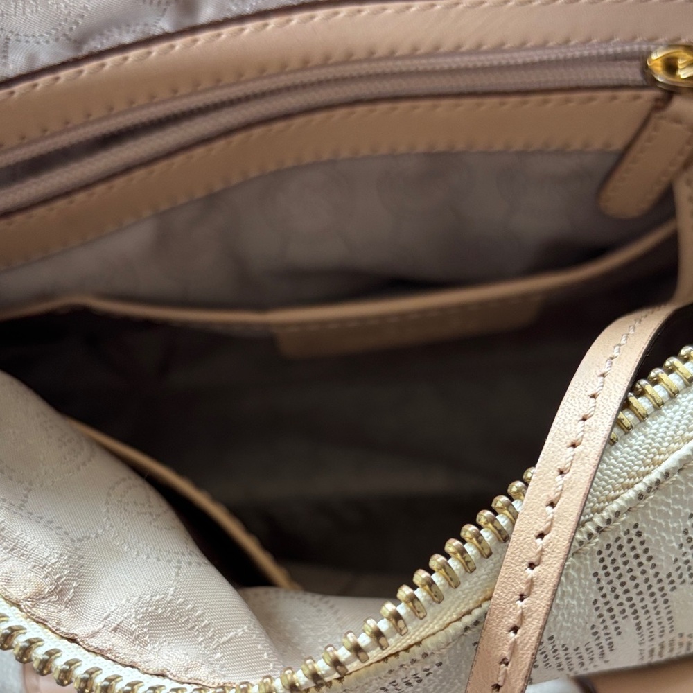 Michael Kors cream/Beige signature coated Canvas Greyson Satchel - Picture 5 of 8